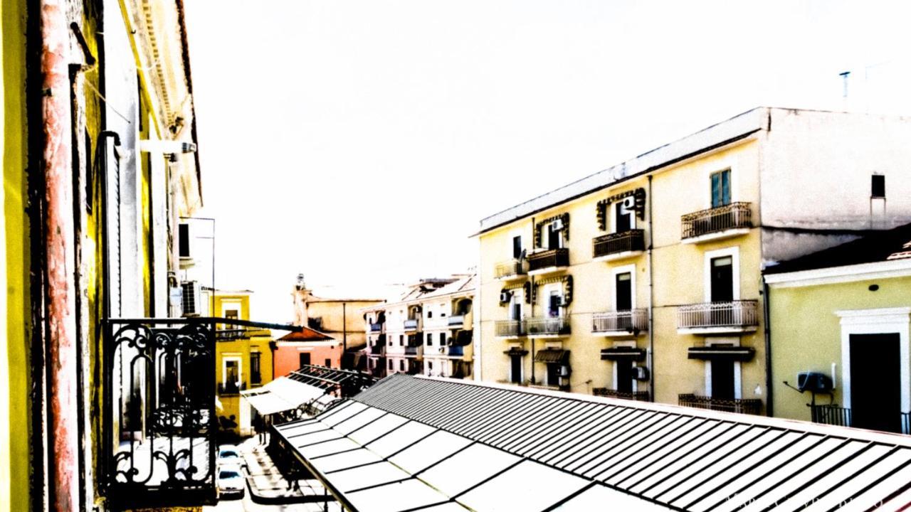 Hotel Casa In Centro Foggia Exterior foto